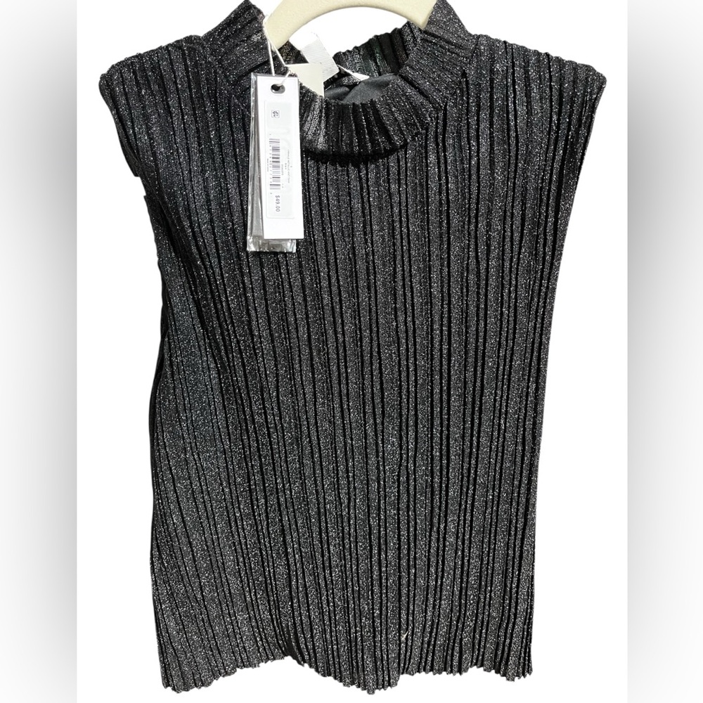 #2818 NWT STEVE MADDEN Shimmer Accordian Sleeveless Mock Turtle neck Top